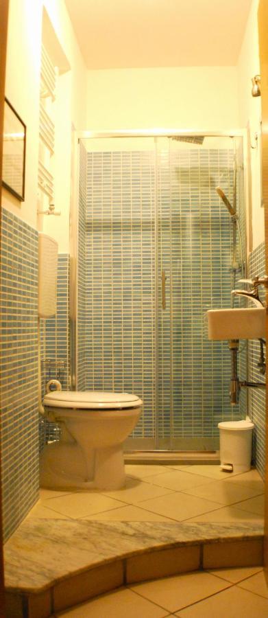 Albergoteatro La Spezia Kültér fotó