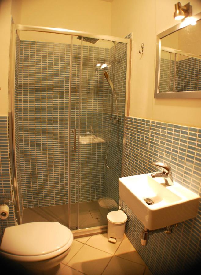 Albergoteatro La Spezia Kültér fotó
