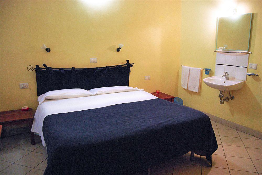 Albergoteatro La Spezia Kültér fotó