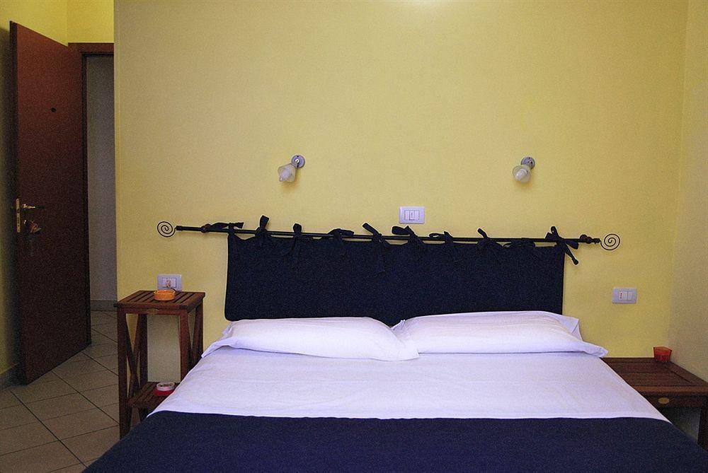 Albergoteatro La Spezia Kültér fotó