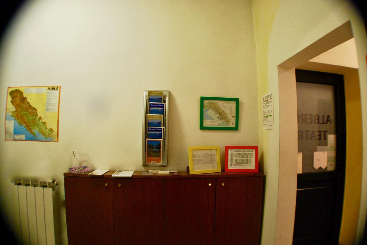 Albergoteatro La Spezia Kültér fotó