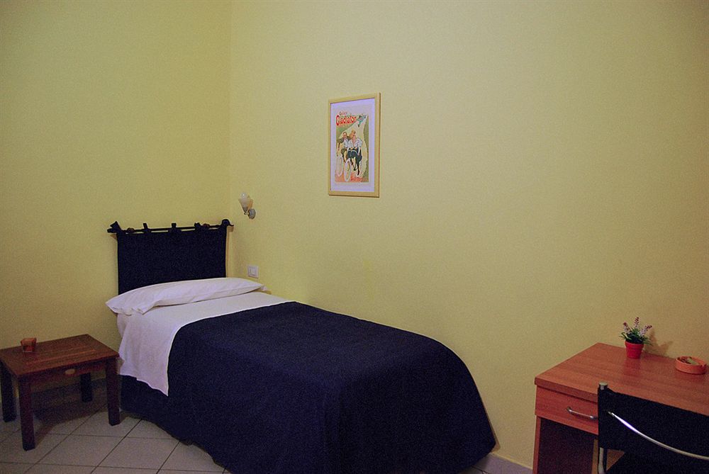Albergoteatro La Spezia Kültér fotó